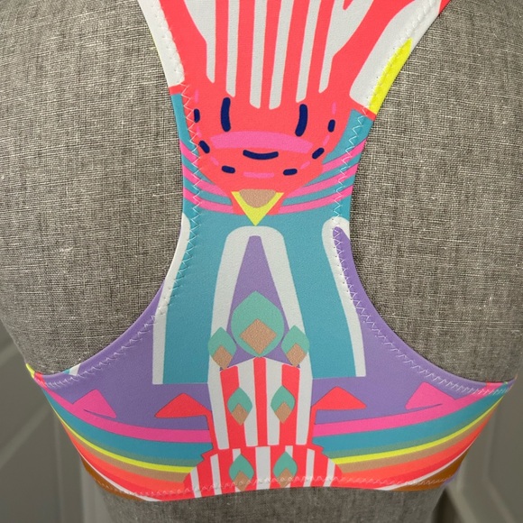 Cute & Colorful Amazon Sporty, Halter Style Swimsuit Racerback Top Size Small - Picture 7 of 7